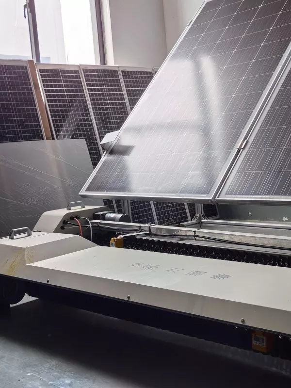 PV Module Cleaning Robot