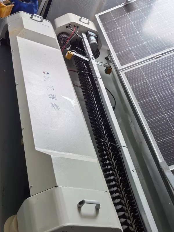 PV Module Cleaning Robot
